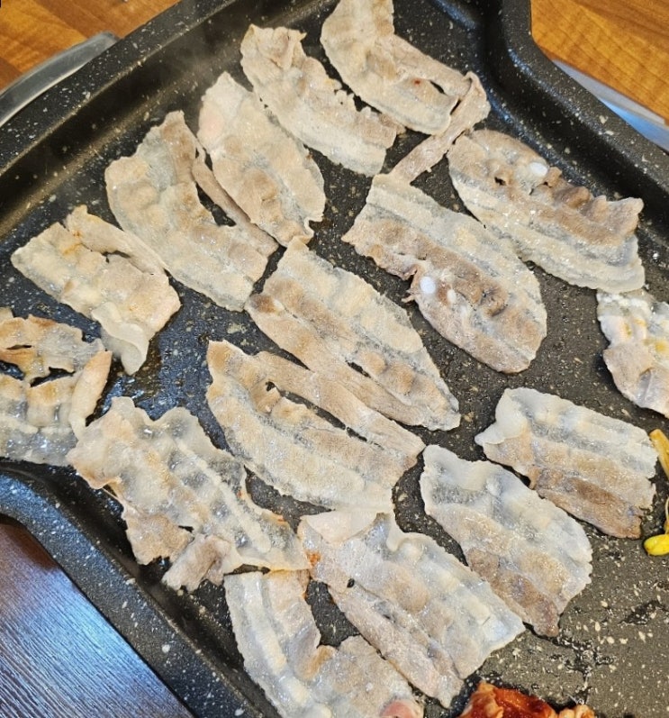  도삼겹, 가성비 범내골맛집 고퀄리티 샐러드바가 무료!