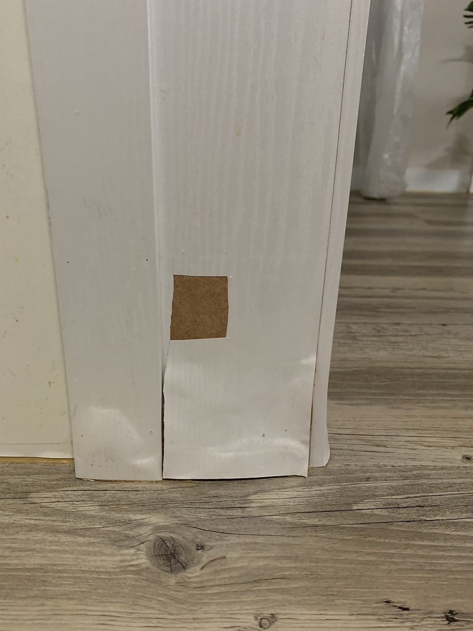 물먹은문틀몰딩 부풀어오른문틀 보수복원수리업체