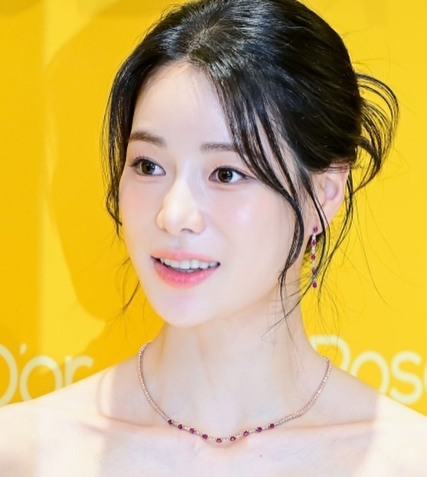  여자 연예인들의 쥬얼리 브랜드로 요즘 쏵돠 쏵돠~ 착 감기는 데일리 목걸이로 사랑받는 로제도르 추천 w. 임지연