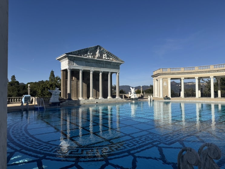  허스트 캐슬 (Hearst castle): 미국 캘리포니아의 웅장한 건축물과 역사
