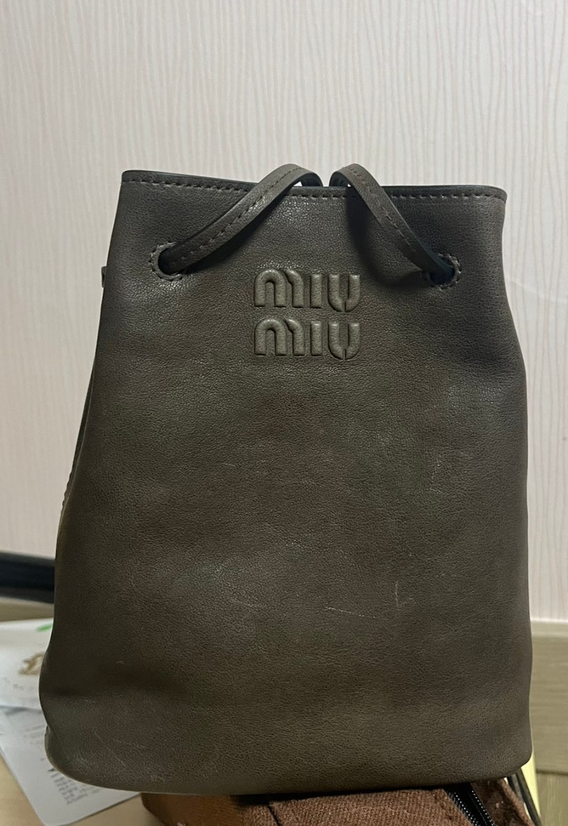 미우미우 나파 가죽 미니백 + 사몰가 이너백 후기(부산신세계센텀)