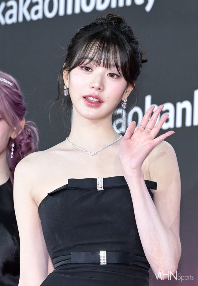 '美친 파급력' 아이브 장원영, 본 컴백 전에도 화제성 UP