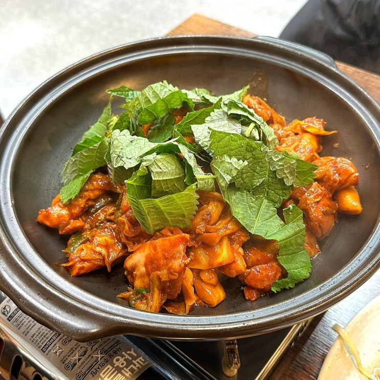  회기역닭갈비 맛집 닭갈비도시 닭갈비와 또띠아의 만남