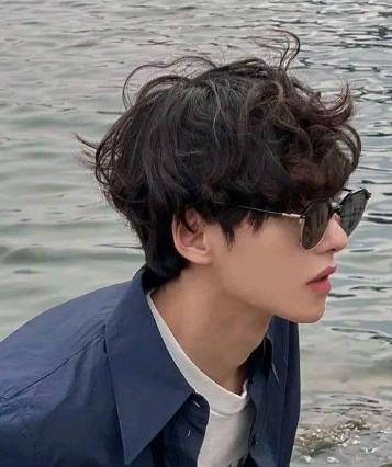 남자 쉐도우펌 최우식쉐도우 히피펌 애즈펌