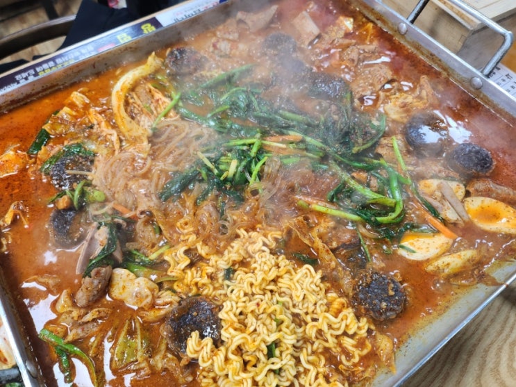  수원지동시장 지동순대타운 원조엄마네 : 순대곱창볶음 맛집, 만삭 데이트