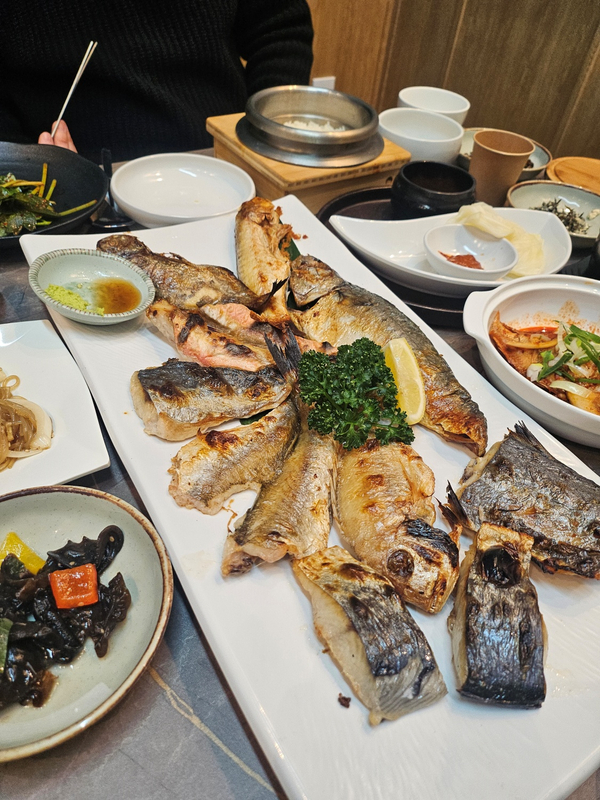  융건릉 맛집 여기서 생선 제대로 맛보자 애월생선당 융건릉점