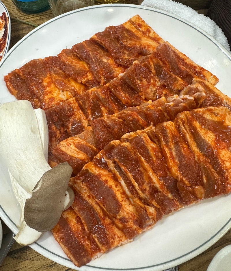 수원 영통 맛집 홍천화로구이 본점 고추장 삼겹살
