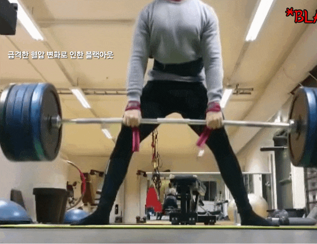  운동 중 숨을 참지 않아야 하는 이유 근력운동과 블랙아웃
