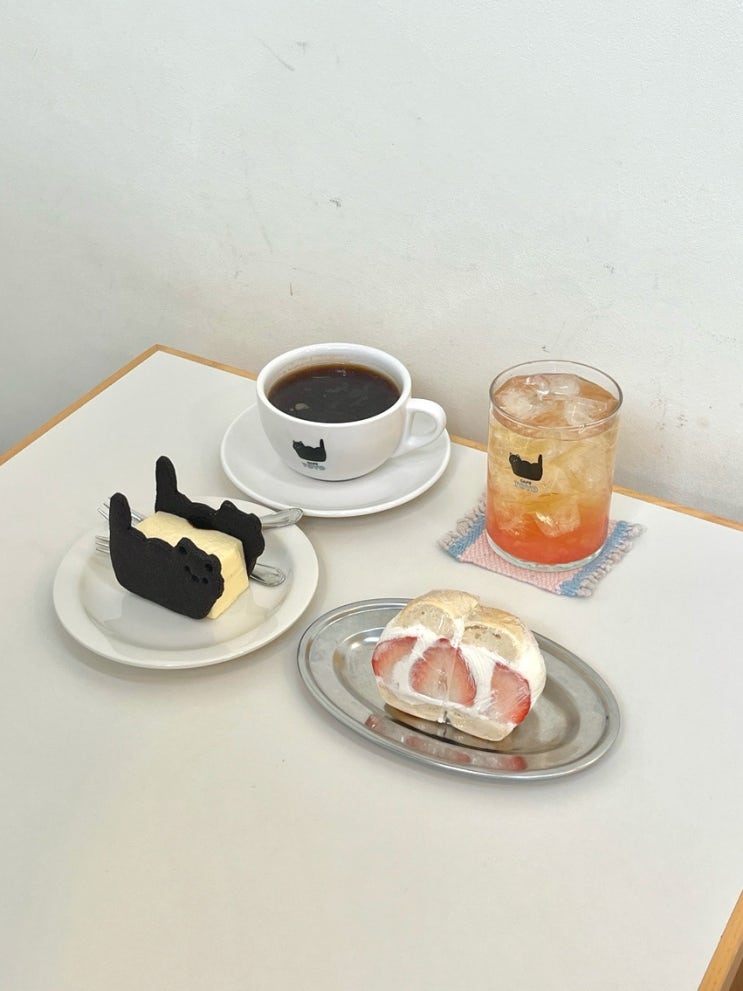  문래동 느좋 카페 핫한 베이글산도가 있는 카페토요