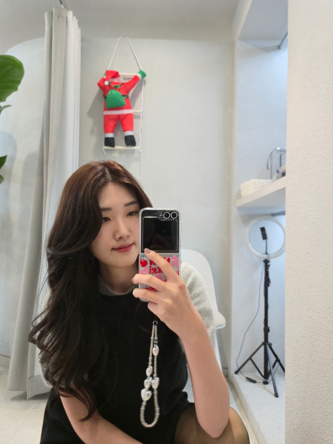  청담 데일리 메이크업 샵, 지속력이 좋아 데이트 스냅 전 딱 알맞은 뮤티드