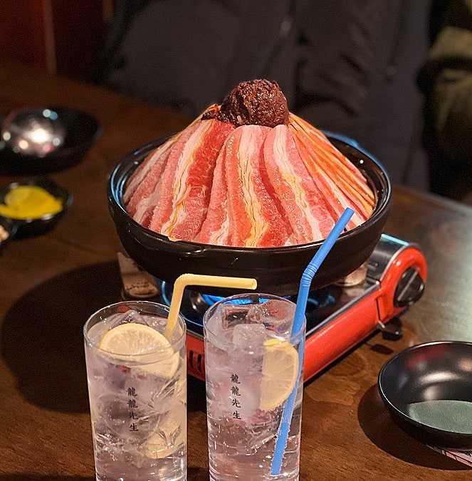  상암 술집 용용선생 상암점 데이트하기 좋은 홍콩 레트로 감성주점