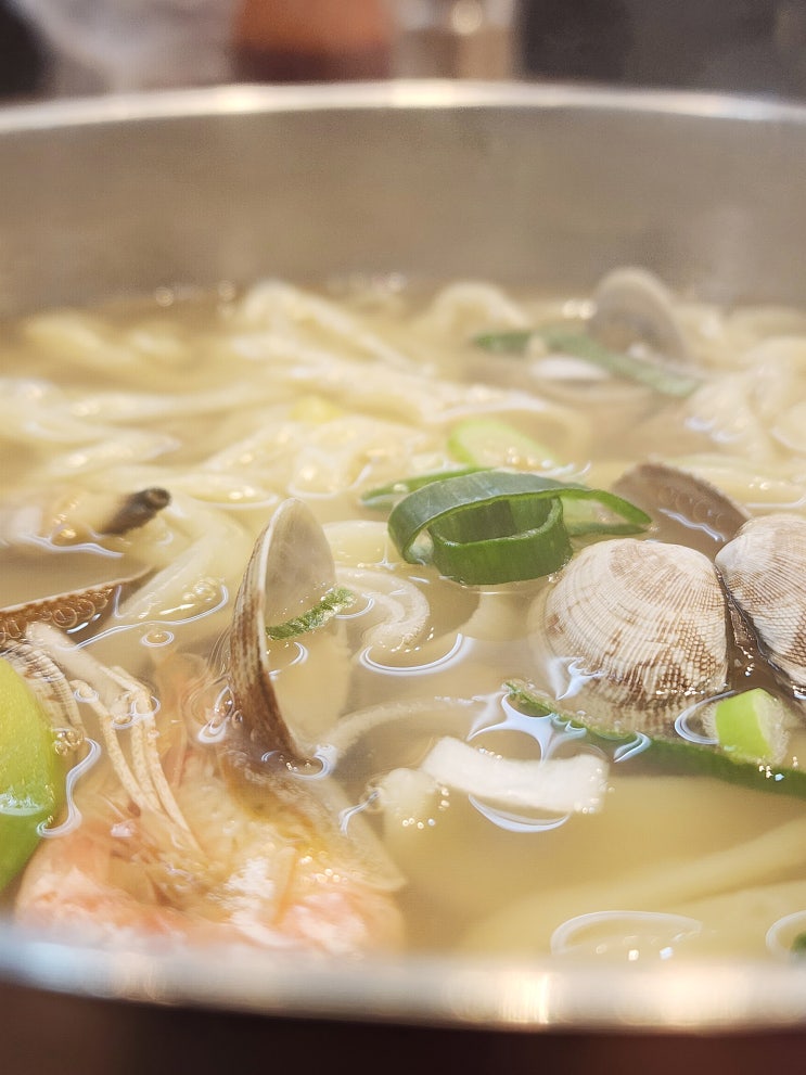 원흥역 맛집 이가 바지락칼국수 키오스크 주문, 실비김치 원흥역 맛집 이가 바지락칼국수 키오스크 주문, 실비김치