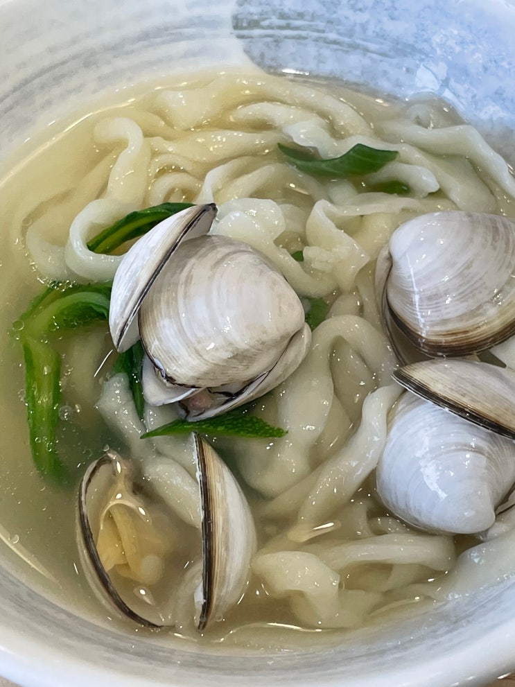  부산 대연동 조개칼국수맛집, 해장국물 '공원칼국수'