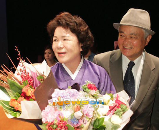 <b>박진영 부친상</b> 아버지 어머니 부모님 어떤분일까