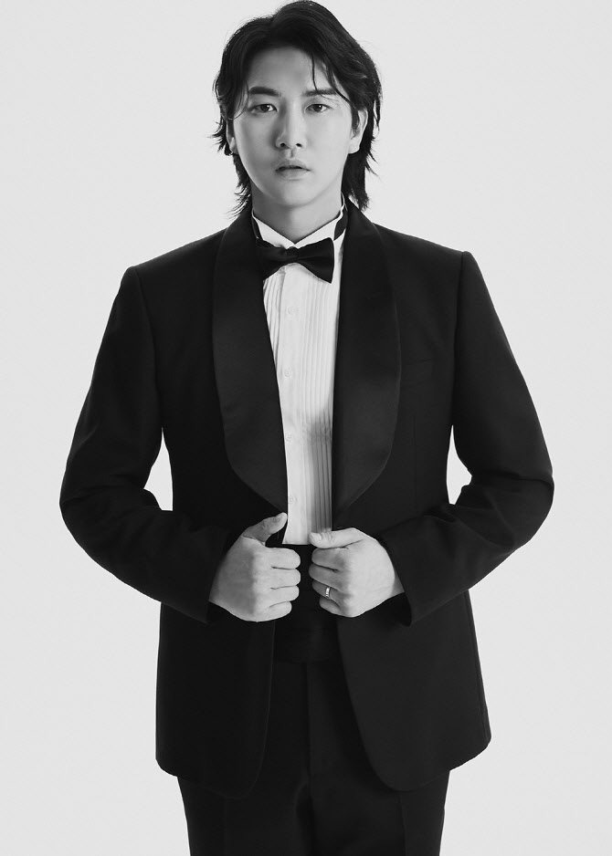 배우 <b>이재준</b>, 초등학교 동창 <b>첫사랑</b>과 19일 <b>결혼</b>[공식]