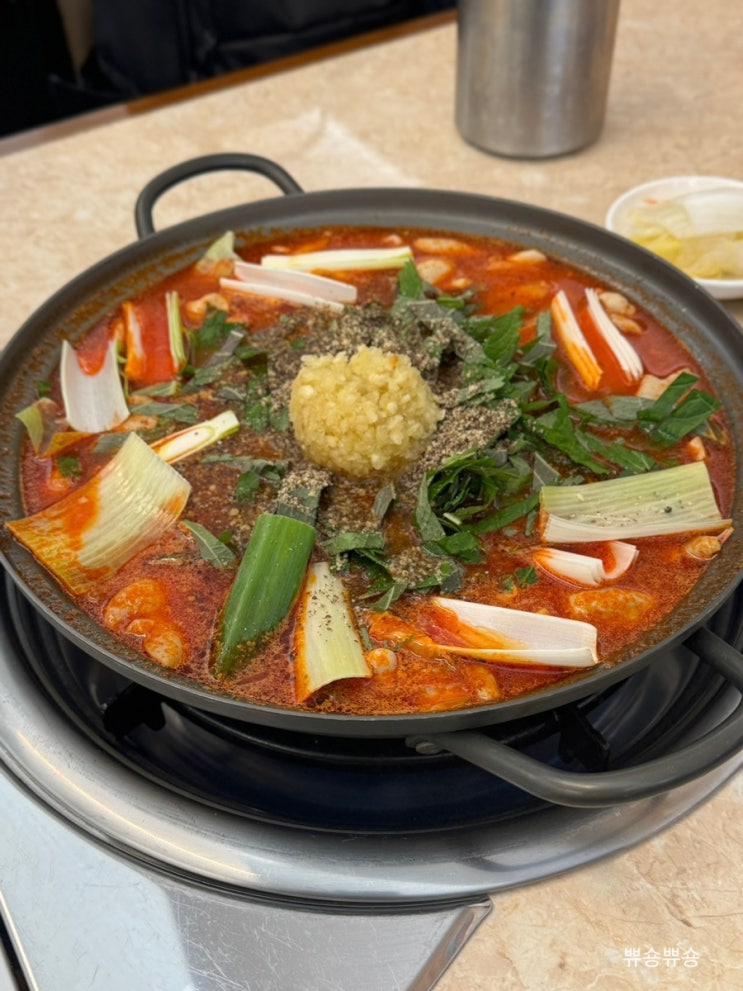  동묘 밥집 술집 추천 따뜻한 국물 곱창전골맛집 동신곱창