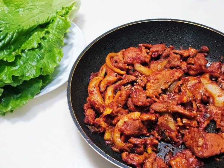  앞다리 제육볶음 레시피 양념 매콤하게 즐겨요!