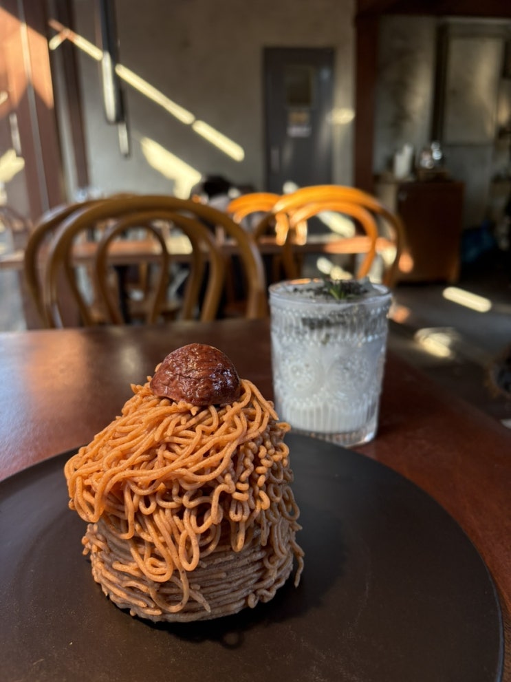  종로3가역카페 몽블랑솜 익선동카페 디저트 맛집 다녀왔어요