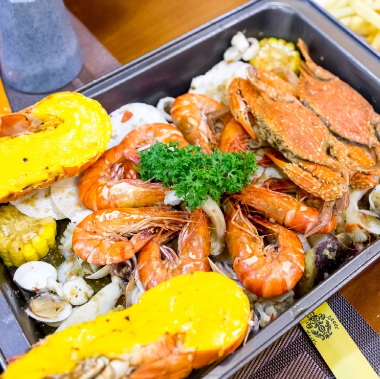  푸꾸옥 야시장 맛집 똠하우스 중부 즈엉동 해산물 추천