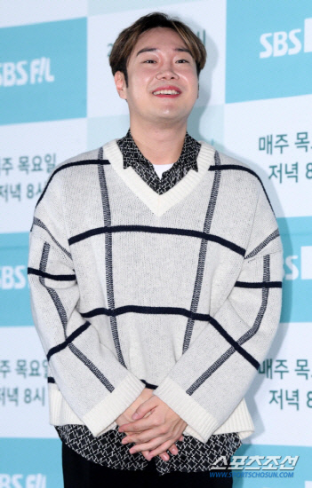 <b>작곡비 사기 무혐의</b> <b>유재환</b> 어머니 돌아가신 지 4개월 심적으로... 