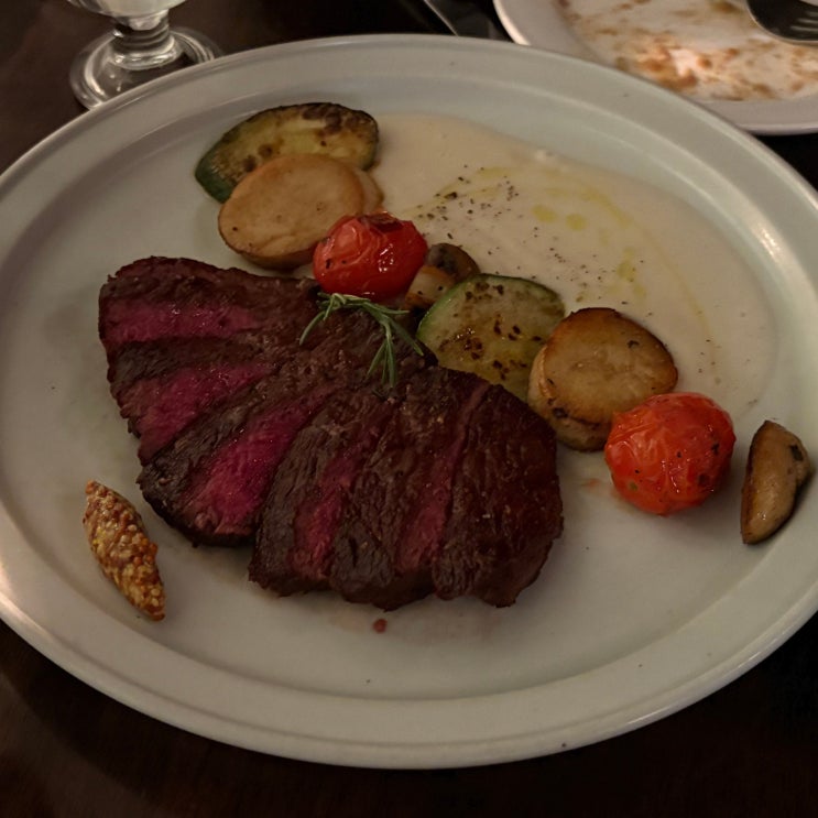  잠실 석촌호수 데이트 코스 추천 오스테리아세콘디 스테이크 맛집