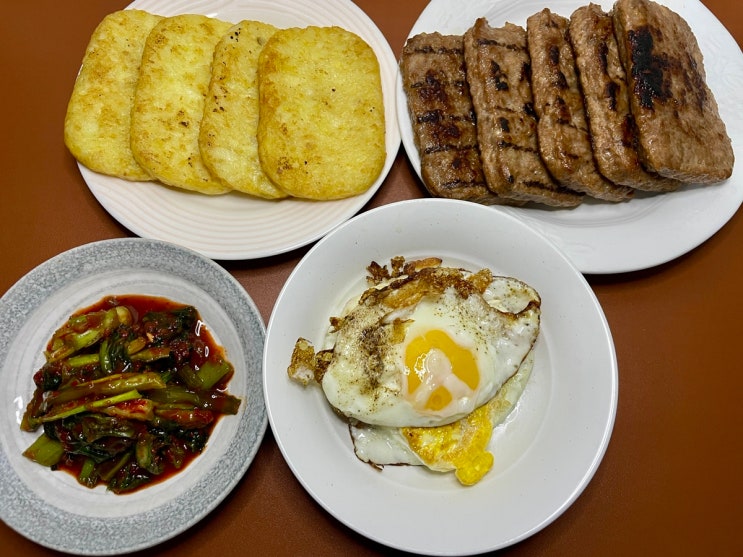  네이버에서 득템한 피코크 직화구이 떡갈비 한 끼