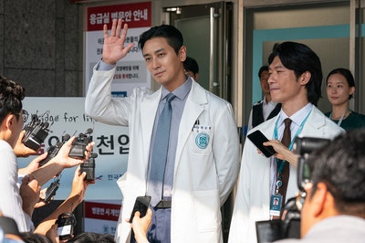 '[ <b>중증외상센터</b> ][넷플릭스드라마][ <b>주지훈</b> <b>추영우</b> ]