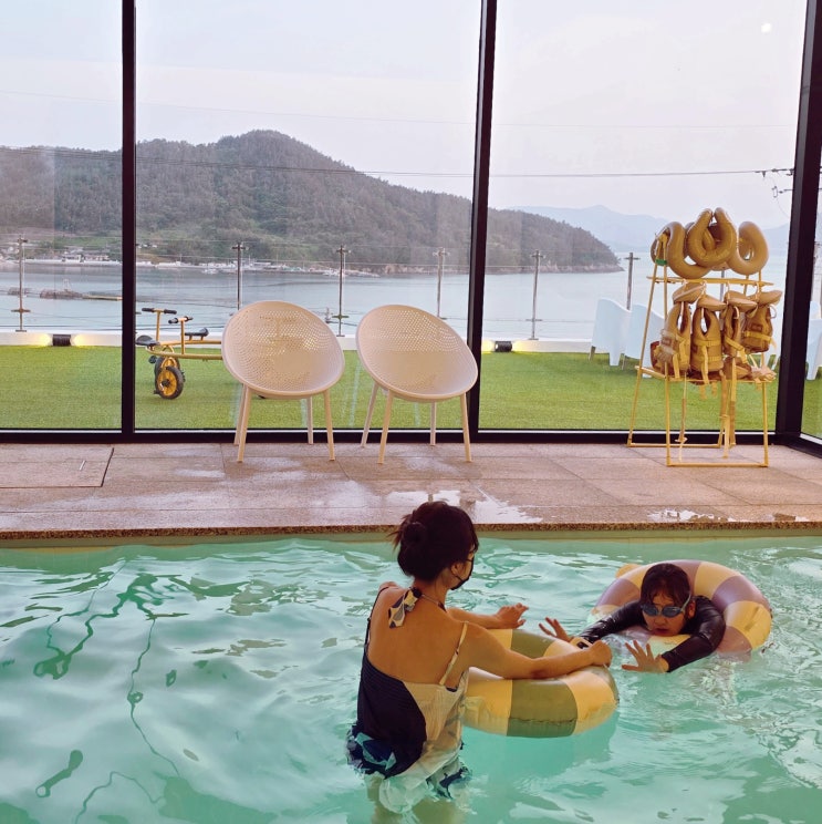  여수 키즈풀빌라 아이와 온수풀 여수 수영장 펜션 남쪽아이