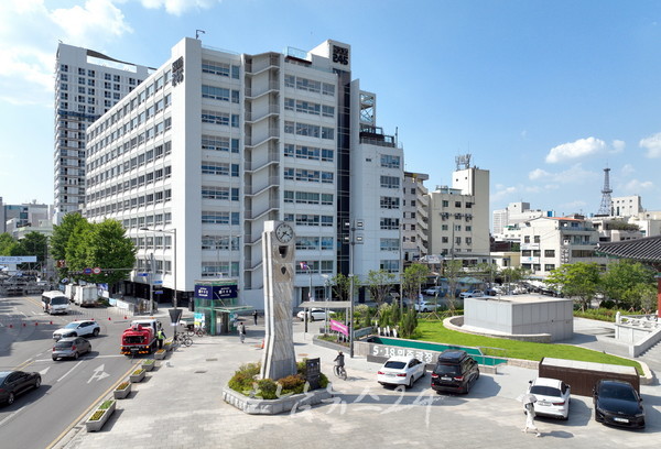  전일빌딩245 광주 우수건축자산 제1호 등록