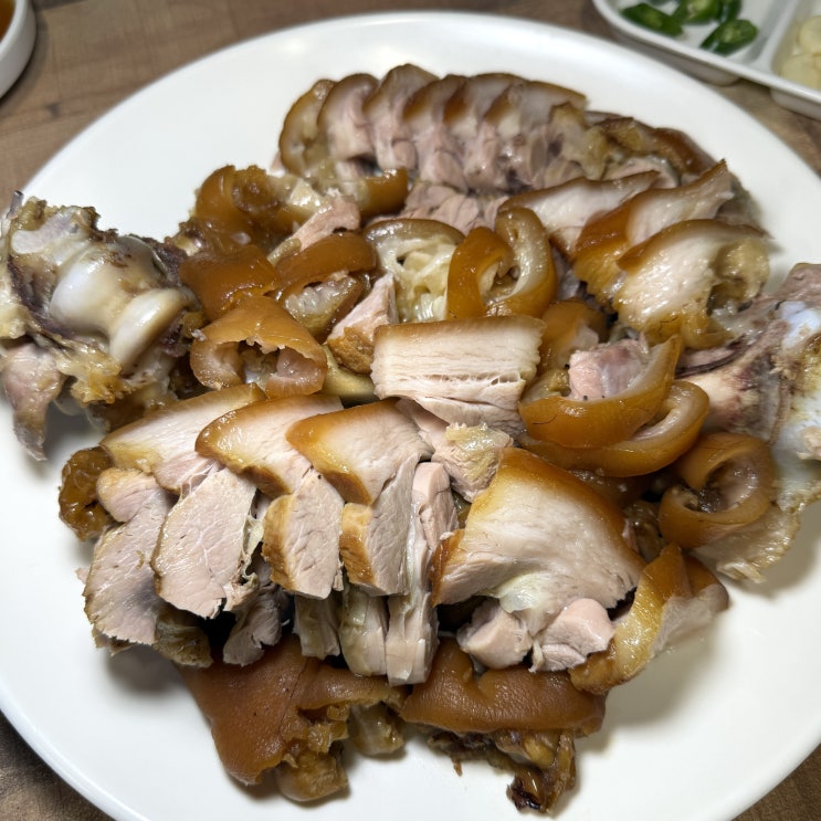  대구 죽전 맛집 김실장왕족발 감삼점 왕족발