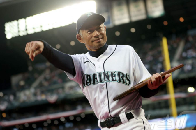 <b>이치로</b> 선수의 <b>MLB 명예의 전당</b> 만장일치 입성에 대해... 