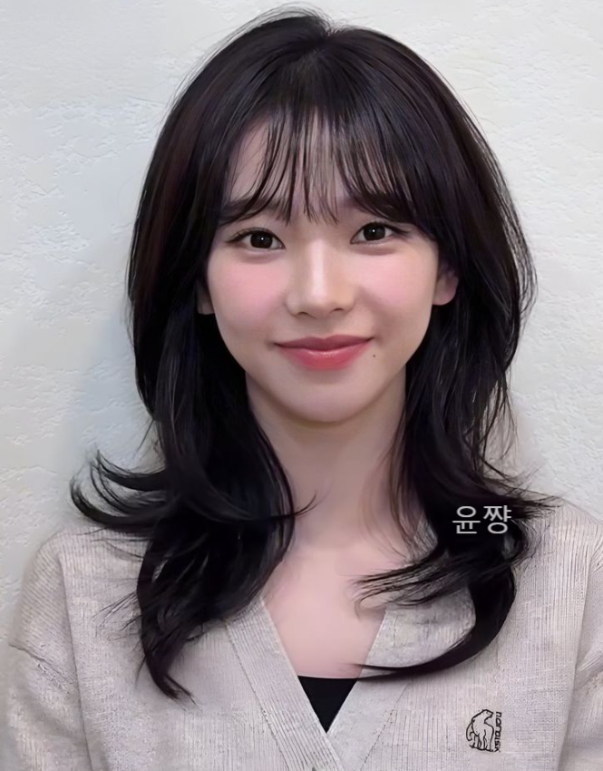 카리나 중단발 허쉬 레이어드컷 특징