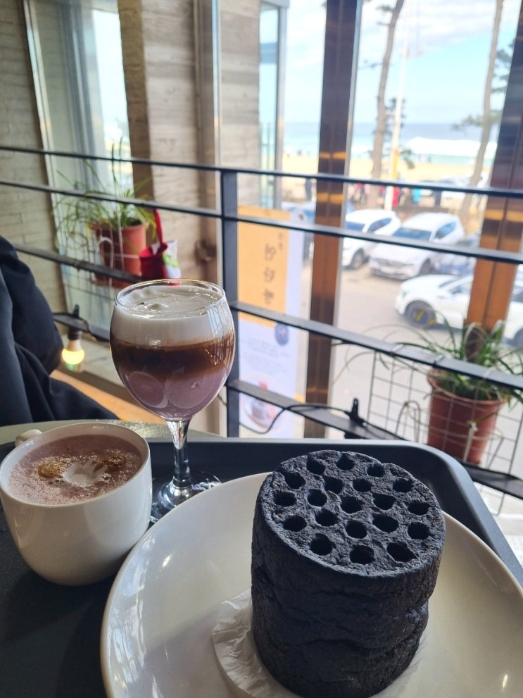  강릉 카페거리 카페 키크러스 커피, 연탄빵 디저트