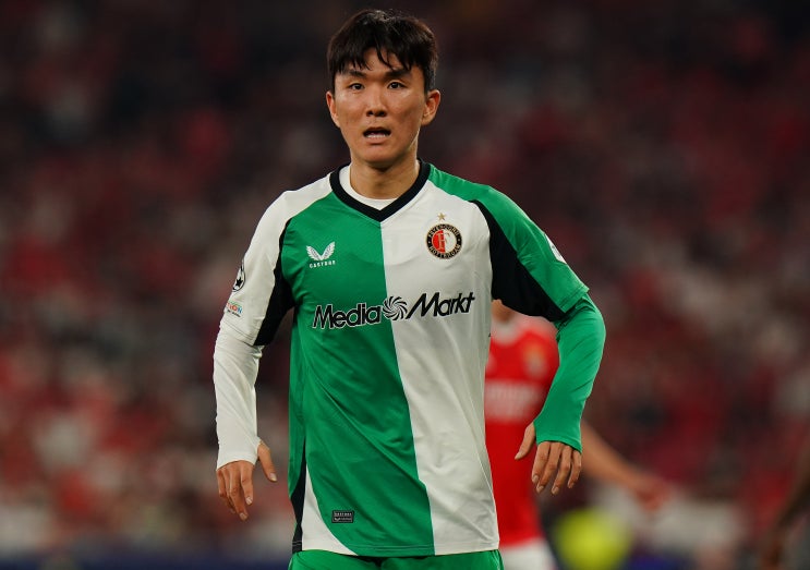 [FIFA 단독] <b>황인범</b>이 다섯 번째 행선지 네덜란드에서 누리고... 