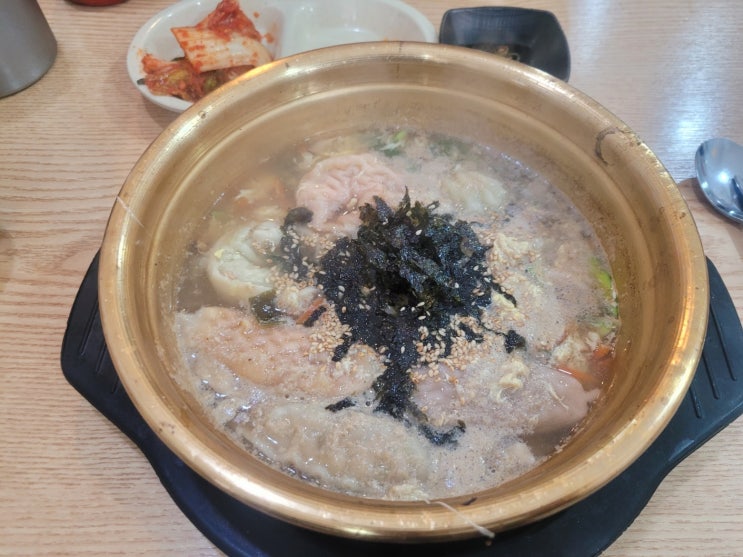 천안 직산 만두국맛집 공릉동원조멸치국수상덕점(천안만두국맛집) 천안 직산 만두국맛집 공릉동원조멸치국수상덕점(천안만두국맛집)