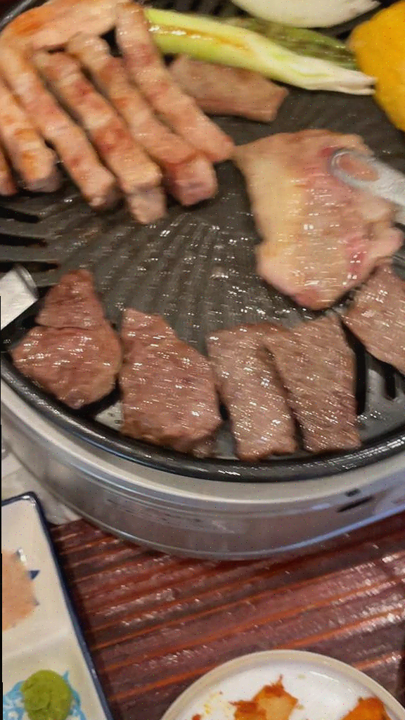  연말 모임, 최고의 고기와 무한주류를 즐길 수 있는 배키욘방 야끼니꾸오