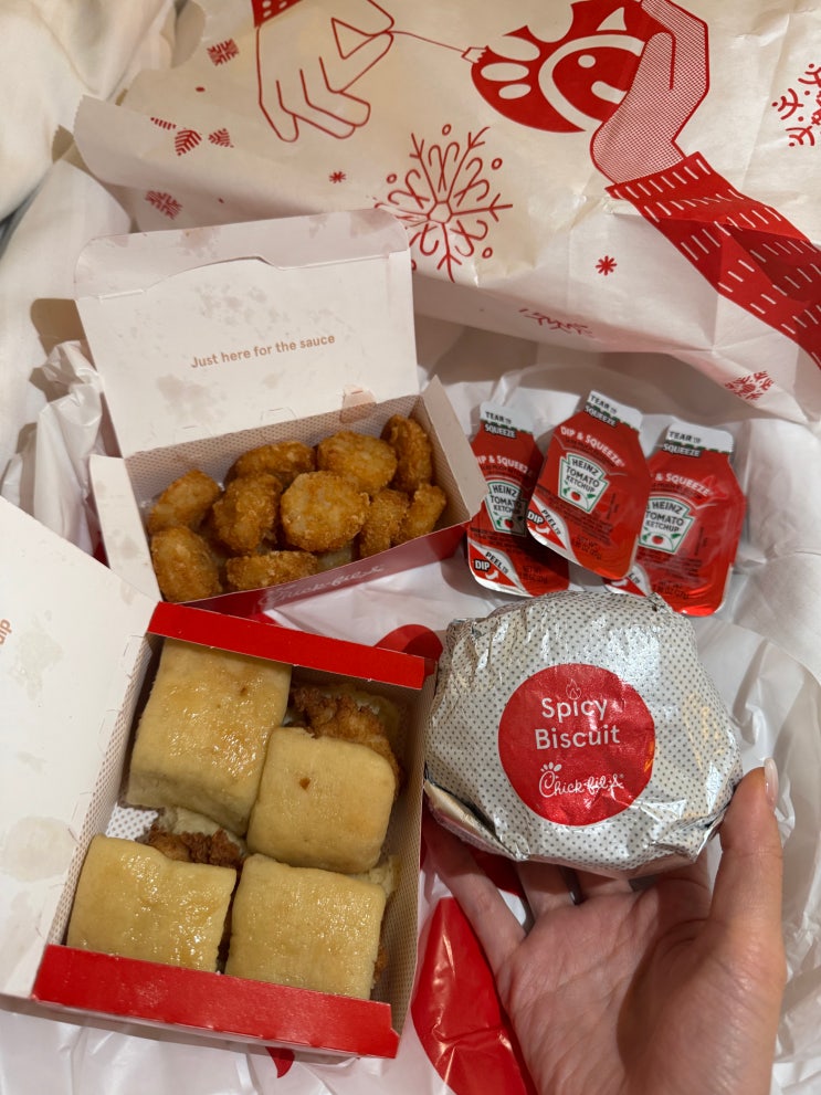  [미국 맛집] chick fil a - 미국식 치킨버거 프랜차이즈 칙필레 아침 메뉴 리뷰
