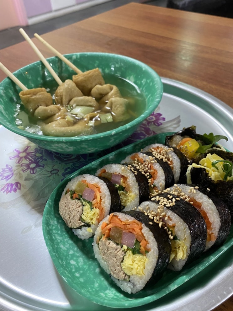  군산 시장김밥 가성비와 맛 사로잡은 김밥맛집 구시장청년몰혼밥 군산김밥맛집 시장김밥메뉴판 조촌동맛집 군산내돈내산