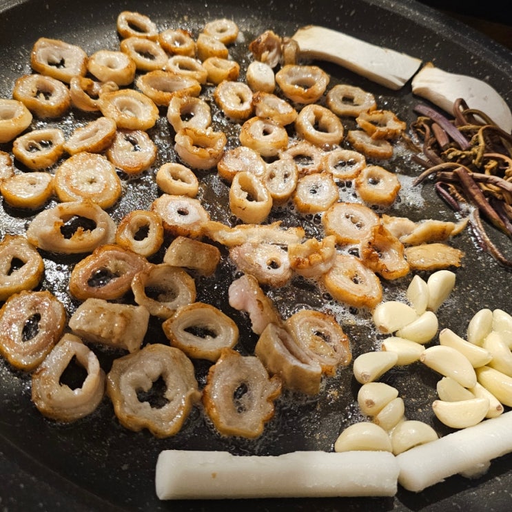  봉자막창, 재송동고기집 메인 막창부터 삼겹살까지 함께!