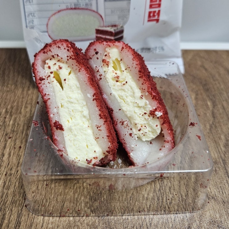  쫀득 찹쌀 짭조름 레드벨벳 크림치즈 매력 CU 편의점 디저트 연세우유 레드벨벳 생크림떡