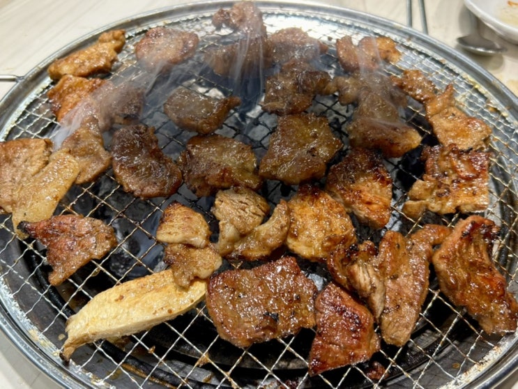  명륜진사갈비 수원인계점 | 양념돼지갈비 무제한 인계동 고기집 추천