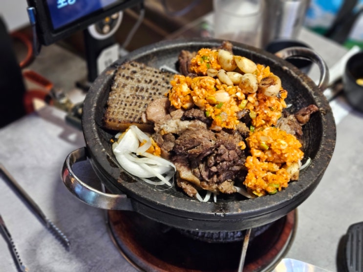  문래 창작촌 맛집 월화갈비 영등포 구워주는 고기집 모임 장소 추천