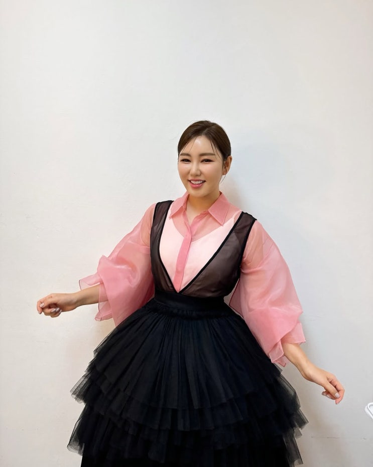 <b>송가인</b>, <b>심수봉 신곡</b> '눈물이 난다' 협업…"직접 찾아온 건... 