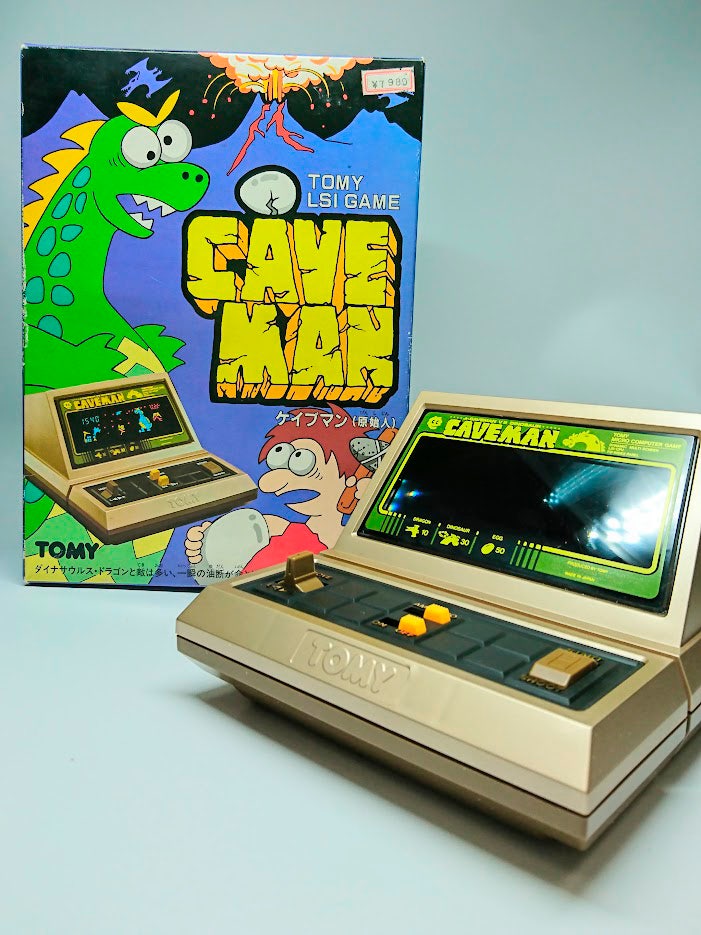1981 토미 LSI 게임기 