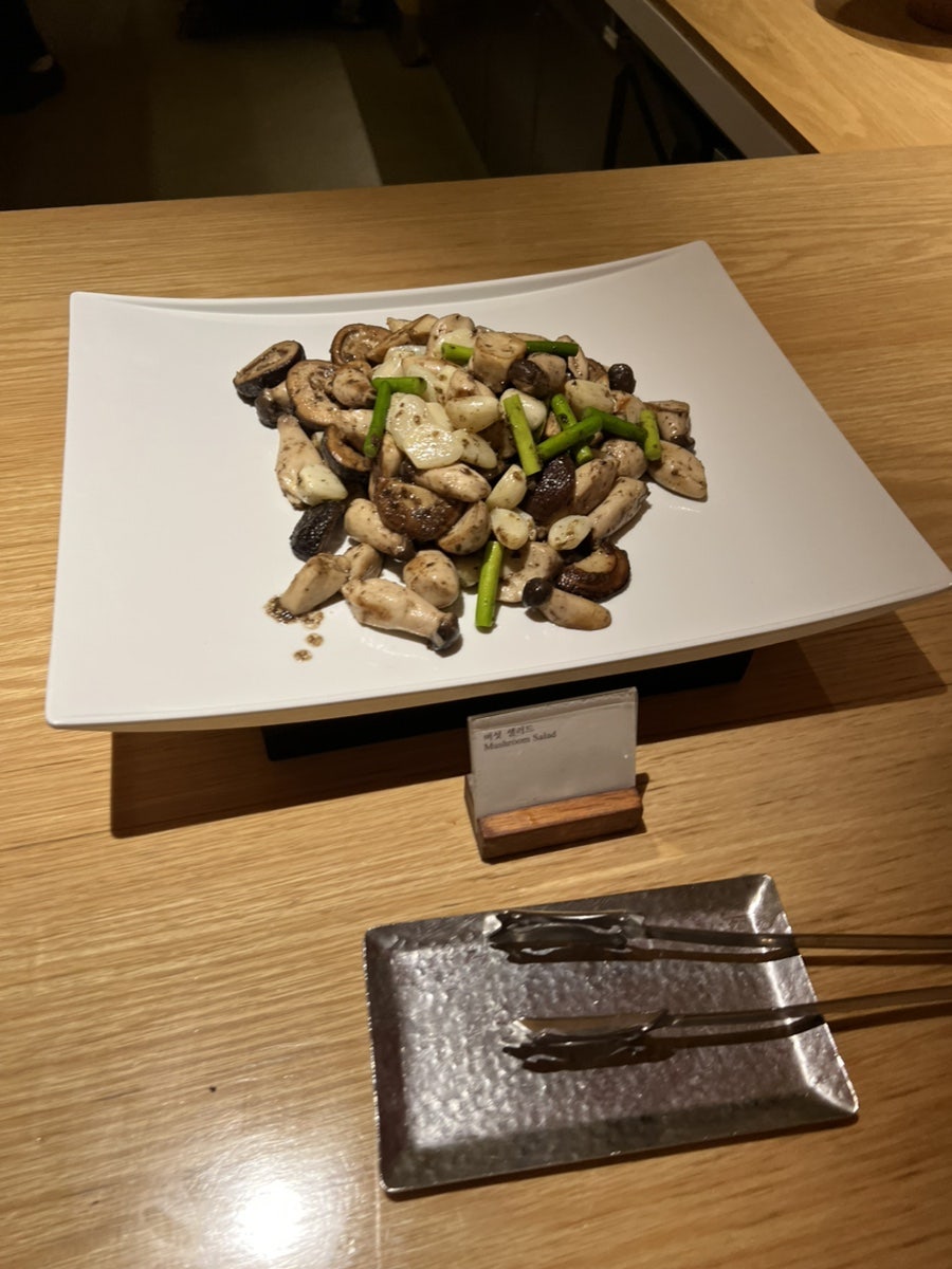 Premium Weekend Lunch Buffet at La Seine, Jung-gu Seoul 7