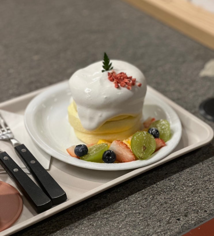  퍼블릭가산 맛집 가산 카페 수플레 5TO7 & 구욱희씨 퍼블릭가산점