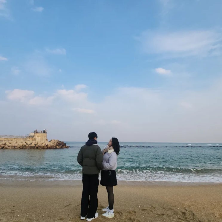  매년 강릉에 가는 커플의 강릉 여행 코스 1박 2일, 스카리아 풀빌라 (feat. 강문해변)