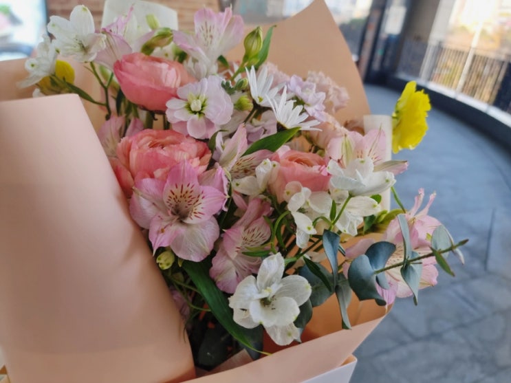 김포꽃다발은 걸포동 파인스타 호화꽃집! 만족스러웠던 꽃다발 후기 김포꽃다발은 걸포동 파인스타 호화꽃집! 만족스러웠던 꽃다발 후기