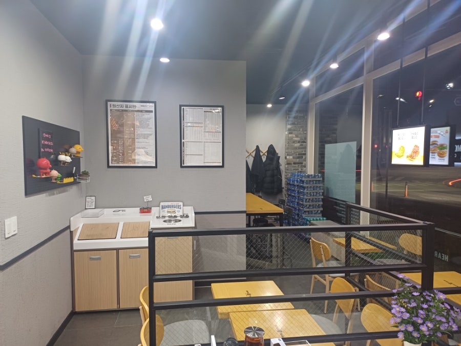 맘스터치 강릉교동점 사진 5