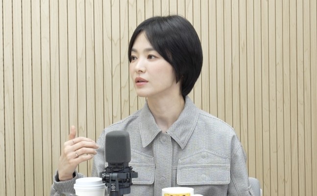 <b>송혜교</b>·전여빈, '<b>비밀보장</b>'에서 솔직 토크 폭발! 기대 이상의 케미